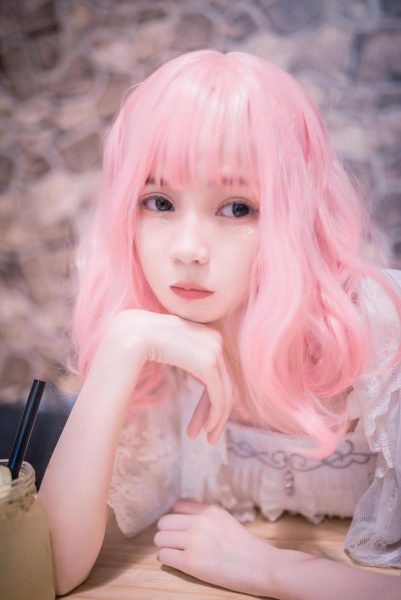 你的负卿微博配图定制版：创意cosplay惊艳呈现