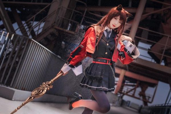 弥音音cos丽塔，cosplay美少女，带你领略不一样的魅力世界