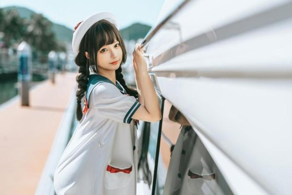 创可贴cosplay蠢沫沫：光与影的交响，一组完美cos照片集锦。